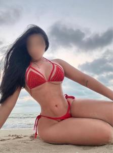 Chica busca chico en Granada: Chica busca chico