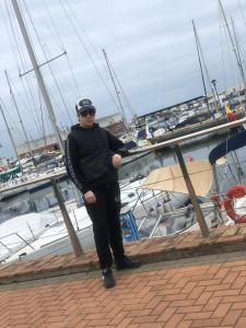 Chico busca chica en Málaga: 