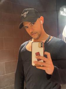 Chico busca chica en Valencia: 