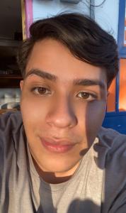 Chico busca chica en Málaga: 