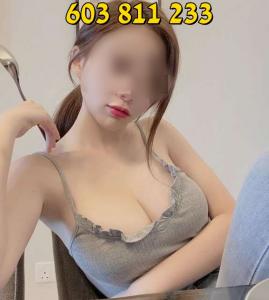603811233: Chica busca chico en Barcelona