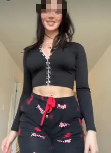 611931462: Chica busca chico en Barcelona