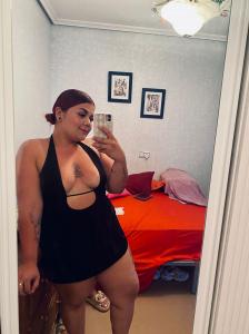 614421305: Chica busca chico en Valencia