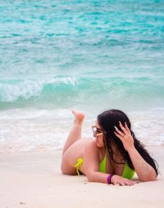 614241150: Chica busca chico en Cádiz