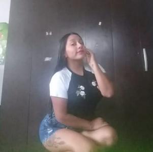 645823615: Chica busca chico en Barcelona