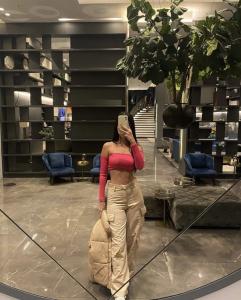 603424166: Chica busca chico en Barcelona