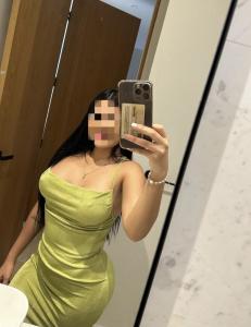 614589914: Chica busca chico en Málaga