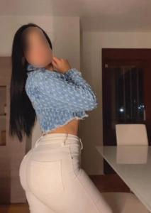 674977083: Chica busca chico en Málaga