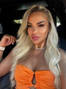 Chica busca chico en Málaga: Chica busca chico