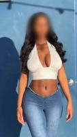 614654083: Chica busca chico en Sevilla