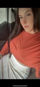 667929023: Chica busca chico en Sevilla