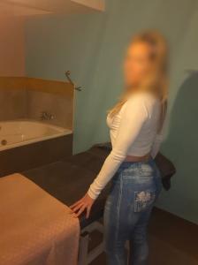 623130352: Chica busca chico en Zaragoza