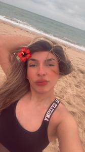 605401025: Chica busca chico en Madrid