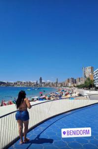 612264292: Chica busca chico en Alicante