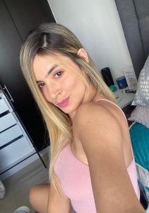 610939974: Chica busca chico en Málaga