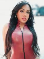 613646136: Chica busca chico en Madrid