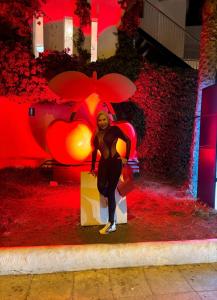 692362312: Chica busca chico en Ibiza