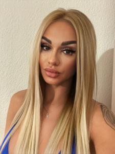 Chica busca chico en Málaga: Chica busca chico