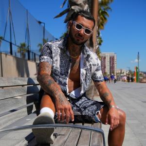 673667538: Chico busca chica en Barcelona
