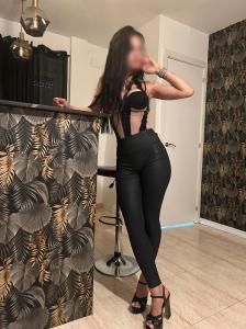 Chica busca chico en Madrid: Chica busca chico