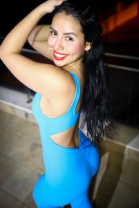 613300551: Chica busca chico en Ibiza