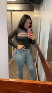 613384907: Chica busca chico en Alicante