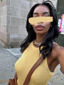 623426776: Chica busca chico en Barcelona