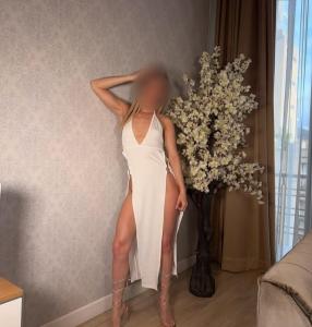 631571546: Chica busca chico en Mallorca