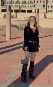603577559: Chica busca chico en Barcelona