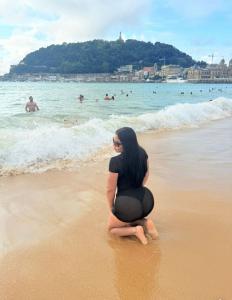 613602849: Chica busca chico en Burgos