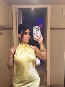 632978707: Chica busca chico en Sevilla