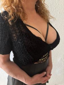 Chica busca chico en Huesca: 