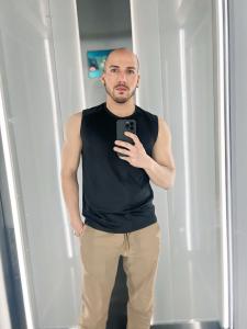 Chico busca chica en Valencia: 