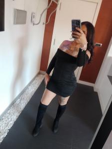 614247371: Transexual en La Coruña