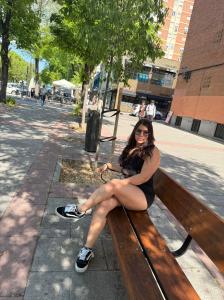 657282377: Chica busca chico en Madrid