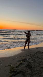 647046755: Chica busca chico en Las Palmas