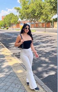 613897216: Chica busca chico en Alicante