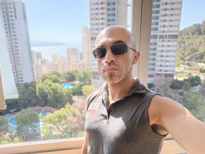 643311107: Chico busca chica en Madrid