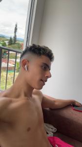 Chico busca chica en Murcia: 