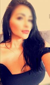 651423639: Chica busca chico en Gerona