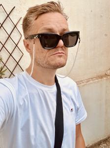 658742275: Chico busca chica en Alicante
