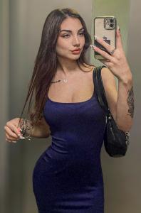 Chica busca chico en Alicante: Chica busca chico