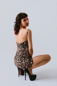 613581970: Chica busca chico en Barcelona