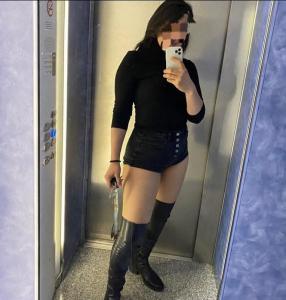 641827447: Chica busca chico en Madrid
