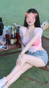 613533925: Chica busca chico en Madrid