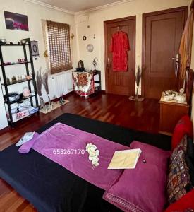 655267170: Chica busca chico en Pontevedra