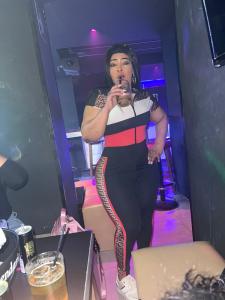 613574999: Chica busca chico en Mallorca