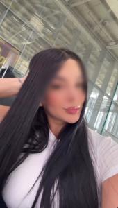 Chica busca chico en Alicante: Chica busca chico