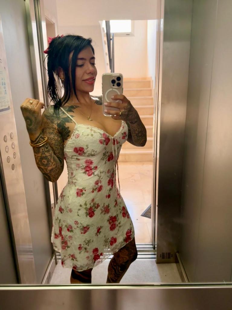 673094896: Chica busca chico en Ceuta