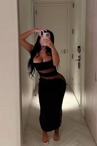 631743611: Chica busca chico en Málaga